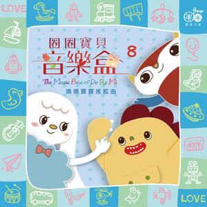 美女把尿口扒开让男人添
